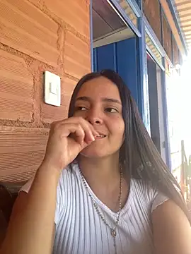 Mia jhoonson online show from 05-14-26, 02:57