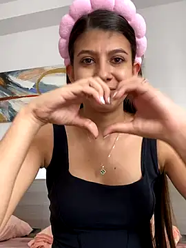 Lenapink19 online show from 10-17-25, 08:11