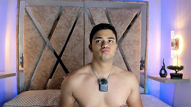 Snapshot of jayd_muscle chatting on 10-21-25, 05:41 jayd muscle online show from 10-21-25, 05:41