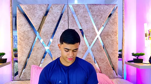 jayd muscle online show from 12-18-25, 04:51