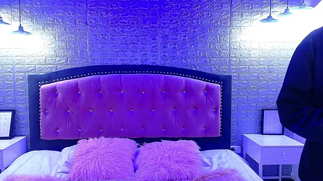 Natalie loffreda online show from 10-08-25, 02:53