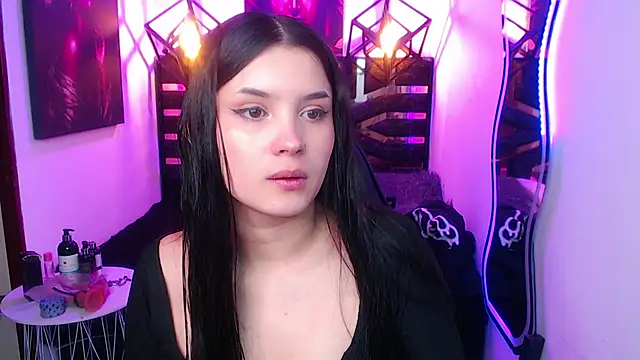 Snapshot of Natalie_loffreda chatting on 05-28-26, 07:55 Natalie loffreda online show from 05-28-26, 07:55