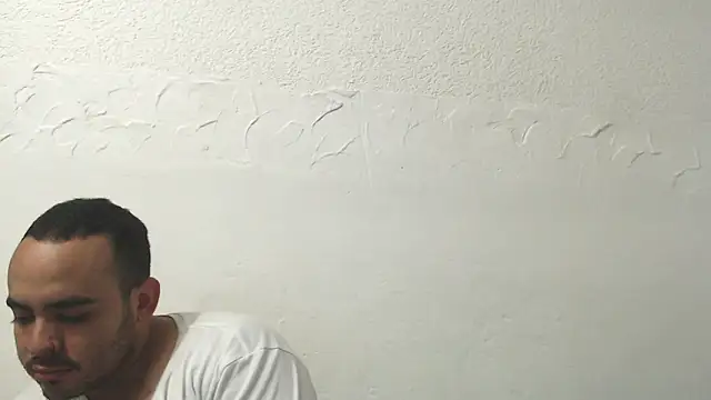 Snapshot of Ana_ThiagoxX chatting on 05-15-26, 11:45 Ana ThiagoxX online show from 05-15-26, 11:45