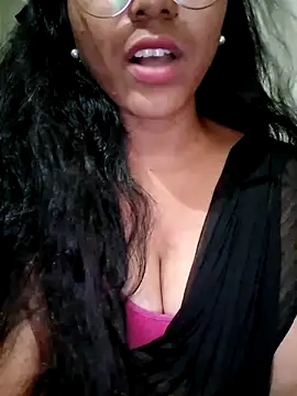 Snapshot of Telugu___Sexygirl___Naidu chatting on 10-15-25, 03:56 Telugu   Sexygirl   Naidu online show from 10-15-25, 03:56