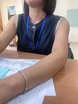 -NhaKy22 online show from 10-10-25, 07:51