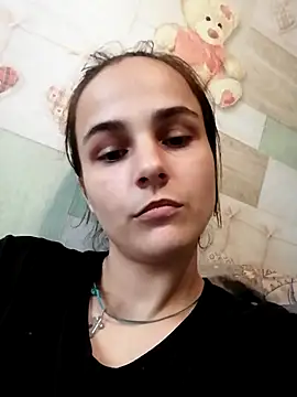 Jenevaonlovex online show from 10-05-25, 02:15