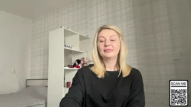 Blondie xoxoxo online show from 02-09-26, 08:51