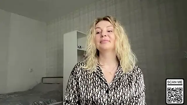 Blondie xoxoxo online show from 03-21-26, 08:41