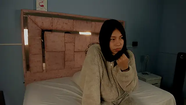 LICKY LOV online show from 10-09-25, 03:15