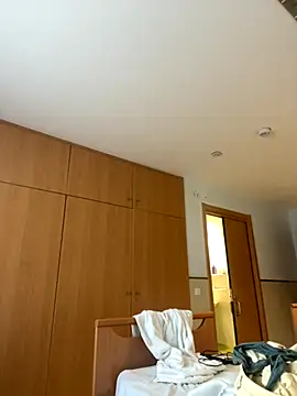 Snapshot of Kitty5348 chatting on 10-23-25, 08:02 Kitty5348 online show from 10-23-25, 08:02