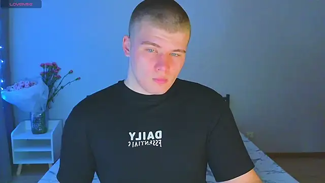 kittenmurr online show from 11-10-25, 07:13