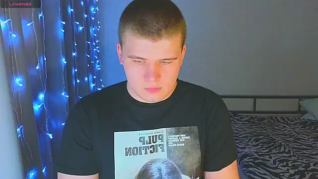 kittenmurr online show from 12-15-25, 10:58