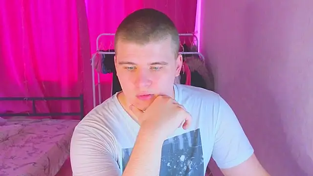 kittenmurr online show from 02-09-26, 07:34