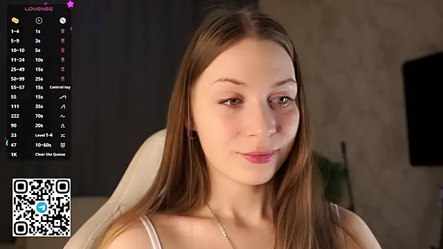 Snapshot of Stella_of_steel chatting on 06-07-26, 11:14 Stella of steel online show from 06-07-26, 11:14