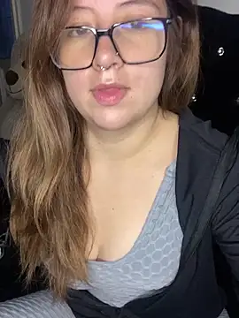 Snapshot of Blair_Bunnyy chatting on 10-10-25, 10:53 Blair Bunnyy online show from 10-10-25, 10:53