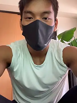 Snapshot of masucle216 chatting on 10-08-25, 05:05 masucle216 online show from 10-08-25, 05:05