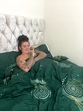 Charsworld online show from 11-21-25, 09:30