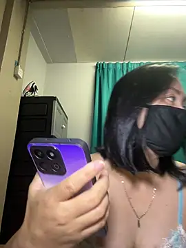 Snapshot of melyiaaa chatting on 02-24-26, 03:21 melyiaaa online show from 02-24-26, 03:21