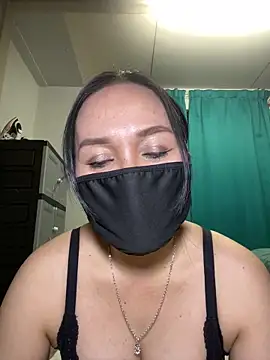 Snapshot of melyiaaa chatting on 04-03-26, 02:04 melyiaaa online show from 04-03-26, 02:04