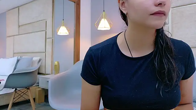 Snapshot of Ashley_HotGirl chatting on 09-24-25, 02:53 Ashley HotGirl online show from 09-24-25, 02:53