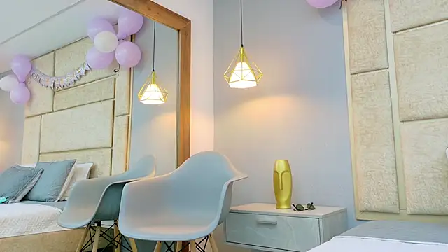 Snapshot of Ashley_HotGirl chatting on 10-18-25, 02:29 Ashley HotGirl online show from 10-18-25, 02:29