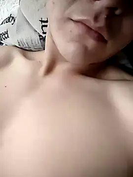 Snapshot of LAIR23 chatting on 09-18-25, 08:33 LAIR23 online show from 09-18-25, 08:33