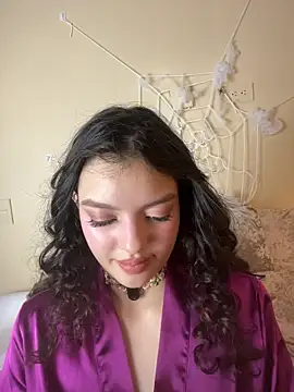 Snapshot of AriaHeavenss chatting on 11-02-25, 01:41 AriaHeavenss online show from 11-02-25, 01:41