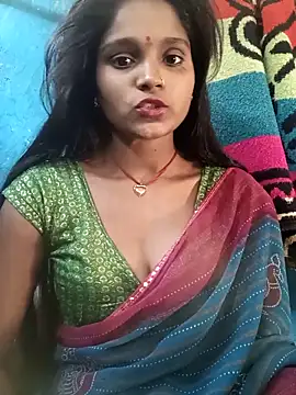 Snapshot of Harini_Gautam chatting on 11-18-25, 06:40 Harini Gautam online show from 11-18-25, 06:40