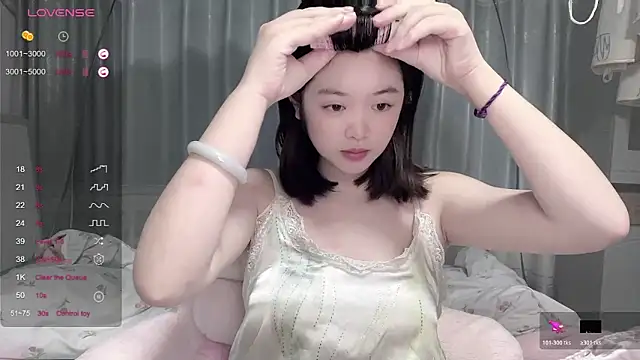 tender-11 online show from 11-26-25, 11:11