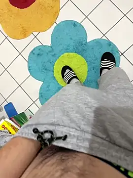 Snapshot of Dicksxd chatting on 09-17-25, 05:53 Dicksxd online show from 09-17-25, 05:53