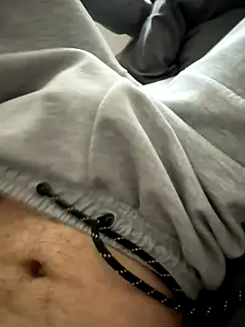 Snapshot of Dicksxd chatting on 10-29-25, 09:22 Dicksxd online show from 10-29-25, 09:22