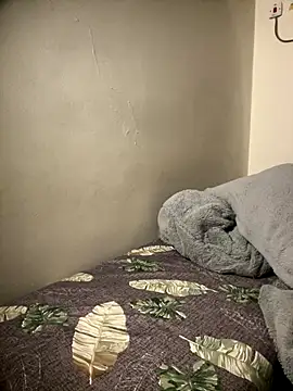 Snapshot of Samsamo999 chatting on 12-13-25, 10:37 Samsamo999 online show from 12-13-25, 10:37