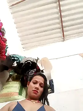 Snapshot of Chandni_Love143 chatting on 09-18-25, 04:03 Chandni Love143 online show from 09-18-25, 04:03