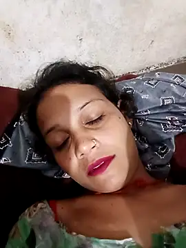 Snapshot of Chandni_Love143 chatting on 09-29-25, 04:01 Chandni Love143 online show from 09-29-25, 04:01