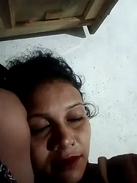 Snapshot of Chandni_Love143 chatting on 10-13-25, 12:21 Chandni Love143 online show from 10-13-25, 12:21