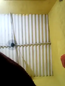 Snapshot of Chandni_Love143 chatting on 10-16-25, 04:52 Chandni Love143 online show from 10-16-25, 04:52