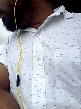 Snapshot of asianhot111 chatting on 09-15-25, 05:29 asianhot111 online show from 09-15-25, 05:29