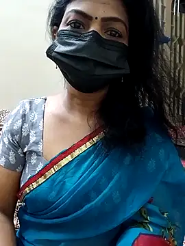 Snapshot of Rithya27 chatting on 10-12-25, 06:40 Rithya27 online show from 10-12-25, 06:40