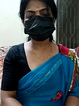 Snapshot of Rithya27 chatting on 10-23-25, 06:39 Rithya27 online show from 10-23-25, 06:39