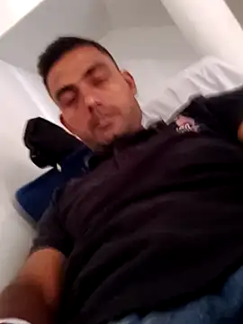 Snapshot of Sexy_men143 chatting on 11-08-25, 07:08 Sexy men143 online show from 11-08-25, 07:08