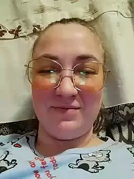 Snapshot of Kiss_Eva chatting on 02-07-25, 07:49 Kiss Eva online show from 02-07-25, 07:49