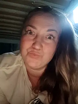 Snapshot of Kiss_Eva chatting on 09-10-25, 08:31 Kiss Eva online show from 09-10-25, 08:31