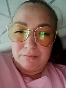 Snapshot of Kiss_Eva chatting on 10-01-25, 12:33 Kiss Eva online show from 10-01-25, 12:33