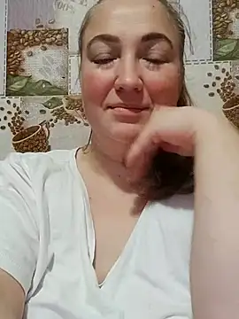 Snapshot of Kiss_Eva chatting on 11-12-25, 05:46 Kiss Eva online show from 11-12-25, 05:46