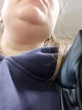 Snapshot of Kiss_Eva chatting on 02-24-26, 10:13 Kiss Eva online show from 02-24-26, 10:13