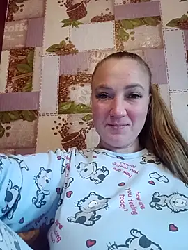 Snapshot of Kiss_Eva chatting on 04-10-26, 03:39 Kiss Eva online show from 04-10-26, 03:39