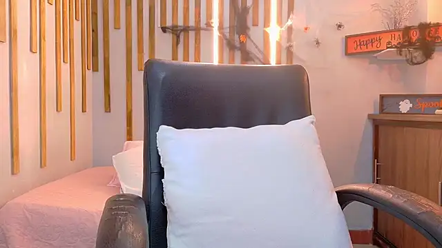 Angel saez online show from 11-01-25, 12:07