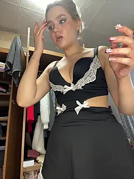 April Purr online show from 04-25-26, 01:36