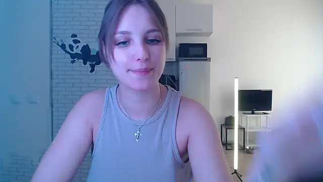 Leonaalove online show from 04-01-26, 11:22