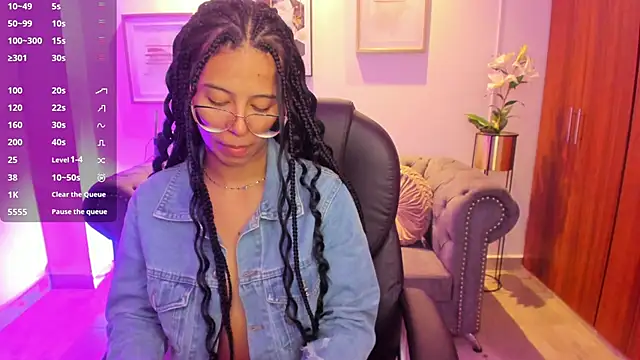 raven stonee online show from 11-05-25, 03:17